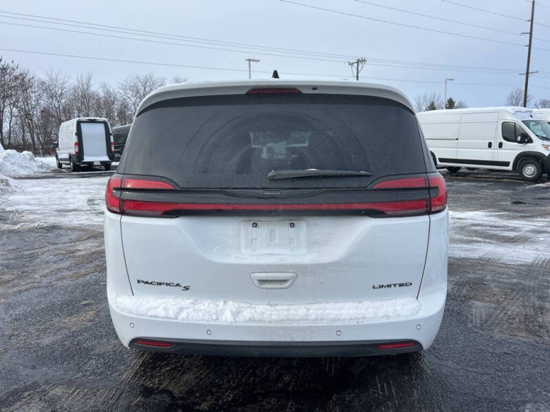 2025 Chrysler Pacifica Limited