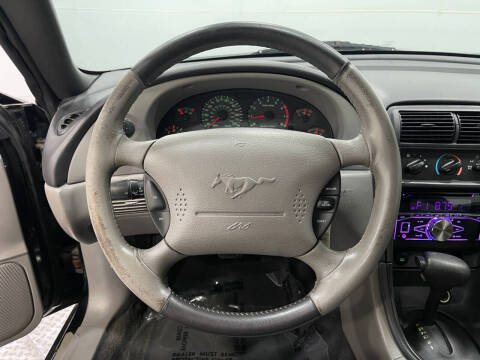 2003 Ford Mustang