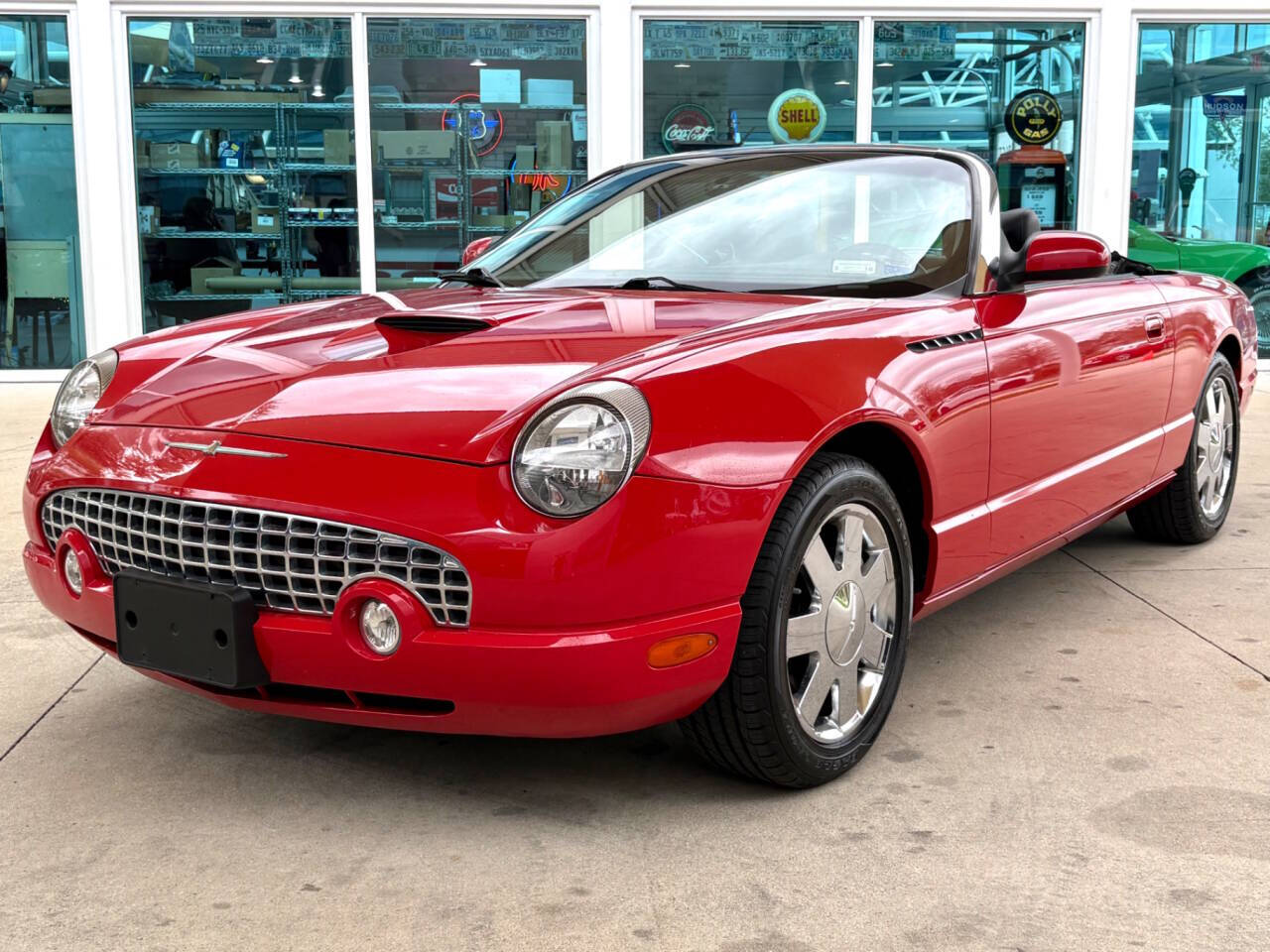 2002 Ford Thunderbird 1