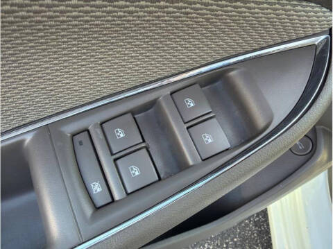 2017 Chevrolet Cruze LS Auto