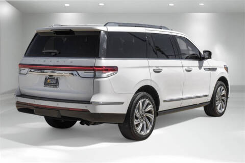 2023 Lincoln Navigator Reserve