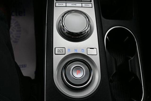 2024 Genesis Electrified GV70