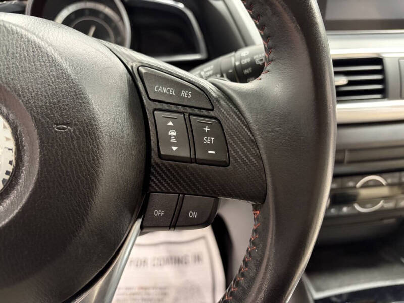 2015 Mazda MAZDA3 s Grand Touring