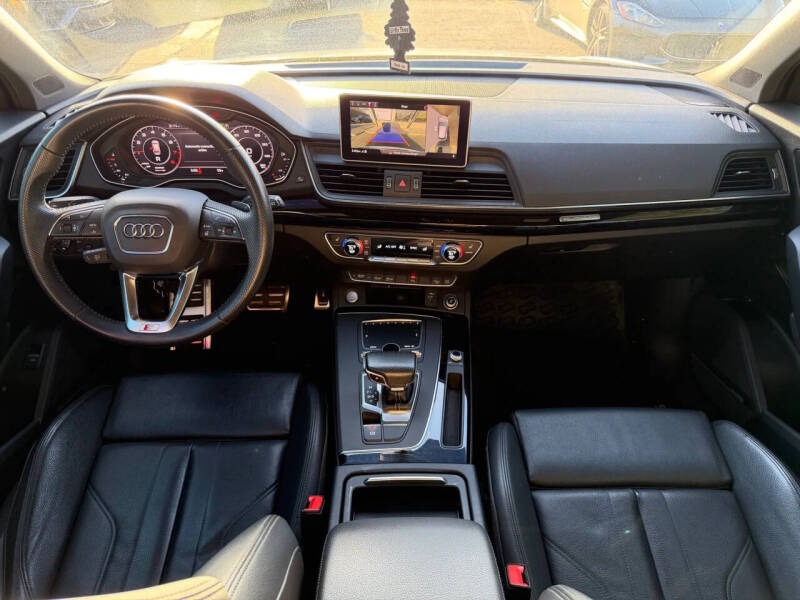 2019 Audi Q5 quattro Prestige 45 TFSI