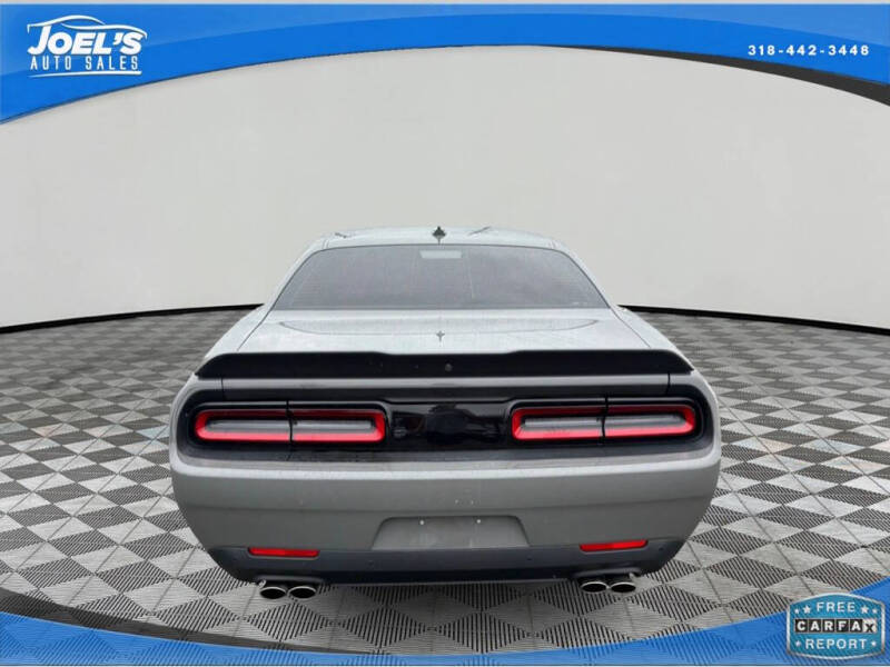 2018 Dodge Challenger SXT