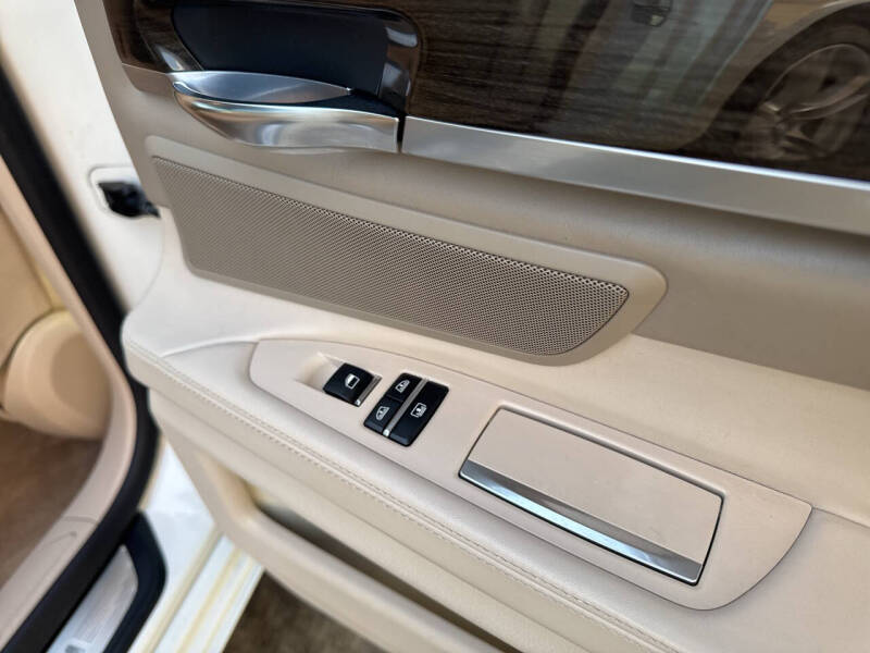 2014 BMW 7 Series 750i xDrive