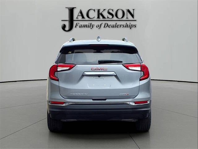 2023 GMC Terrain AT4