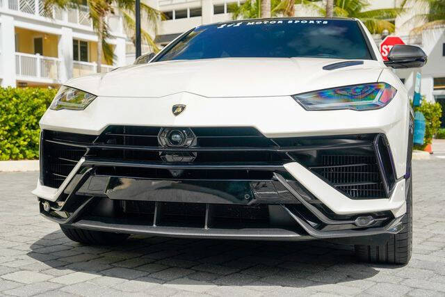 2023 Lamborghini Urus Performante