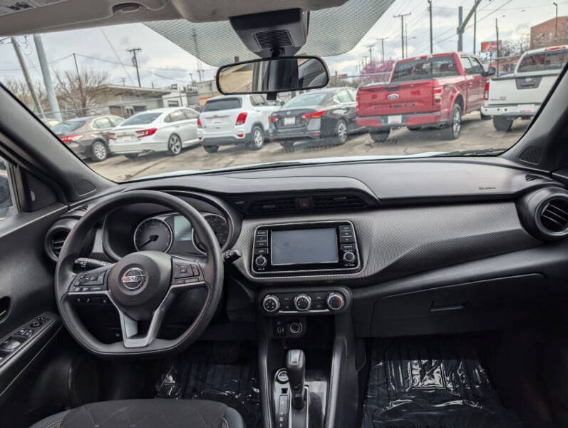 2020 Nissan Kicks S