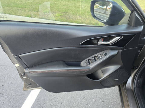 2016 Mazda MAZDA3 i Grand Touring