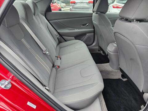 2023 Hyundai Elantra SEL