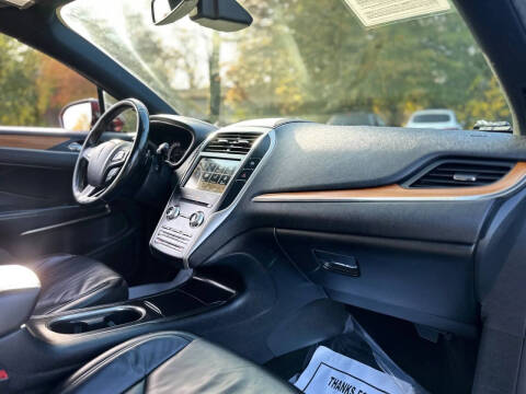 2017 Lincoln MKC Select