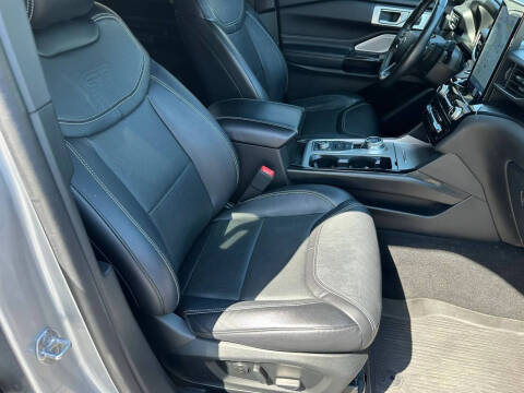 2021 Ford Explorer ST