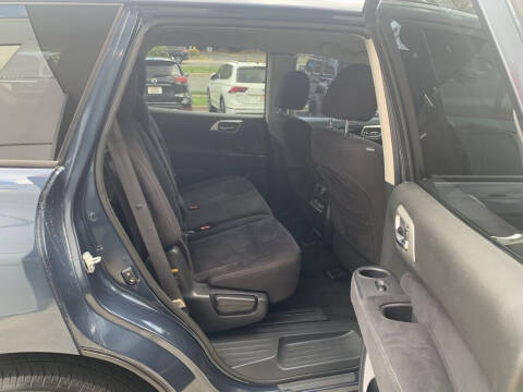 2013 Nissan Pathfinder SV