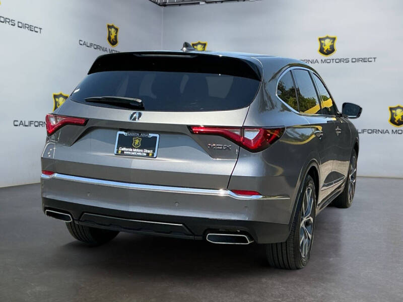 2023 Acura MDX w/Tech