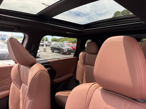 2025 Mitsubishi Outlander SEL