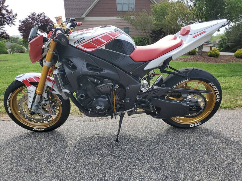 2006 Yamaha YZF-R1M