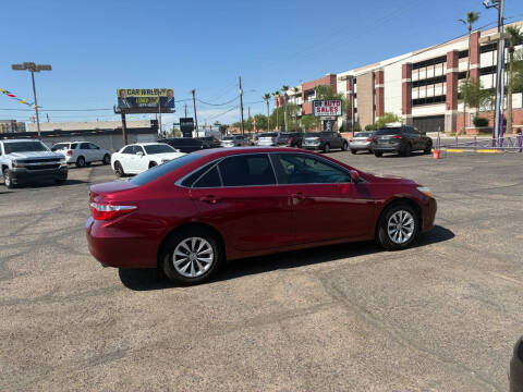 2017 Toyota Camry LE