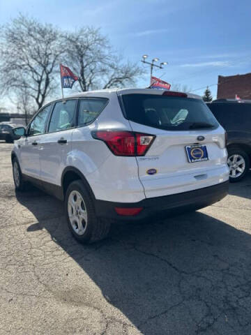 2019 Ford Escape S