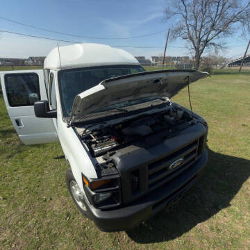 2013 Ford E-Series E-250