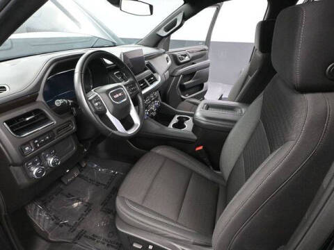 2024 GMC Yukon XL SLE
