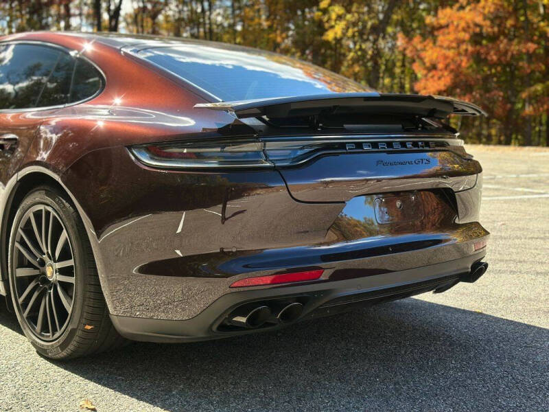 2023 Porsche Panamera GTS
