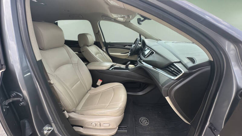 2020 Buick Enclave Essence