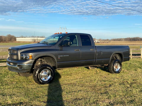 2004 Dodge Ram 2500 for sale at Hitt & Mis Auto in Cape Girardeau MO