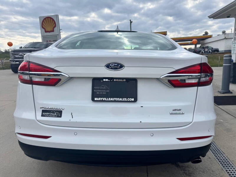 2020 Ford Fusion SE