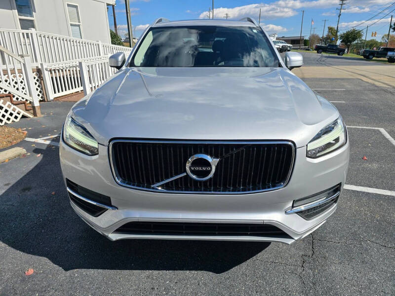 2019 Volvo XC90 T6 Momentum