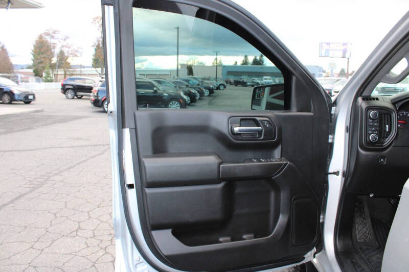 2020 Chevrolet Silverado 1500 Custom