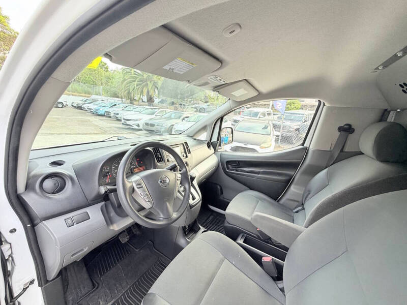2019 Nissan NV200