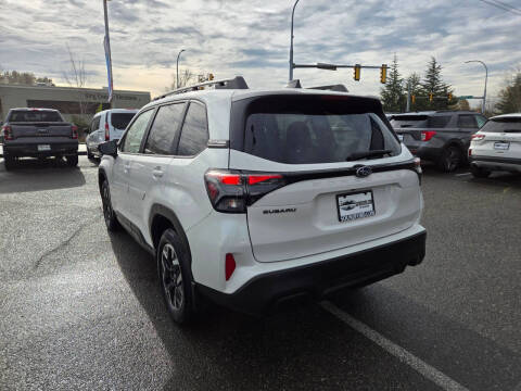 2025 Subaru Forester Premium