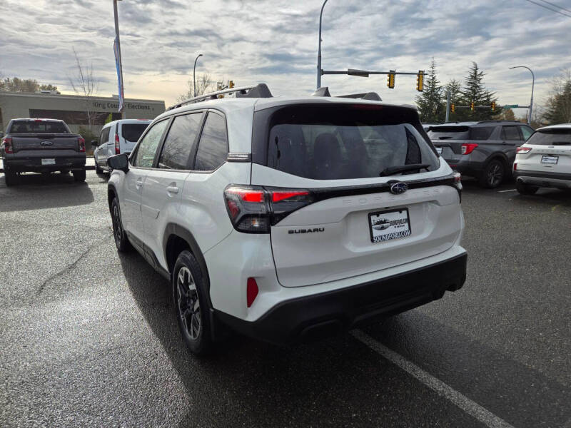 2025 Subaru Forester Premium
