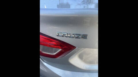 2017 Chevrolet Cruze LT Auto