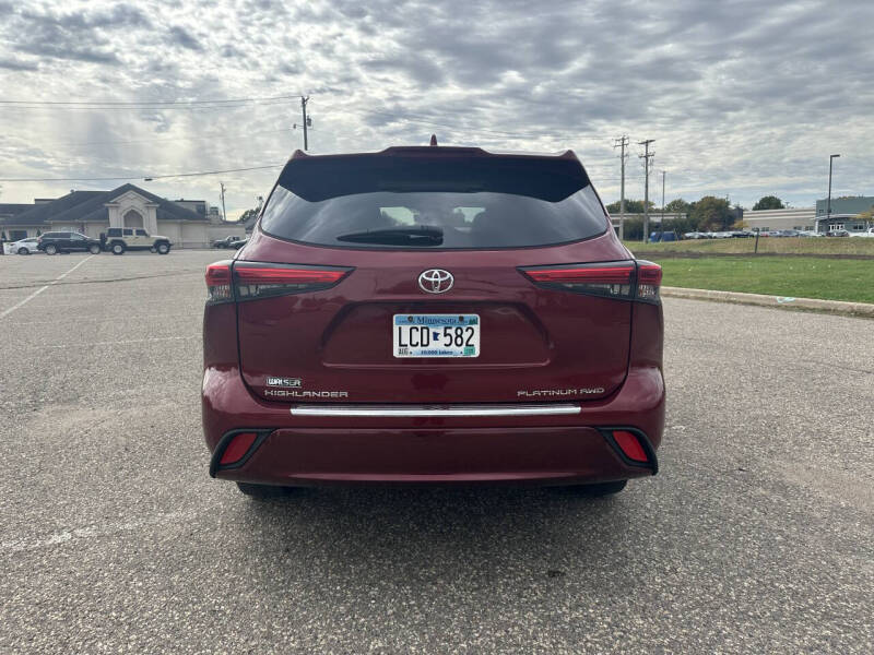 2021 Toyota Highlander Platinum