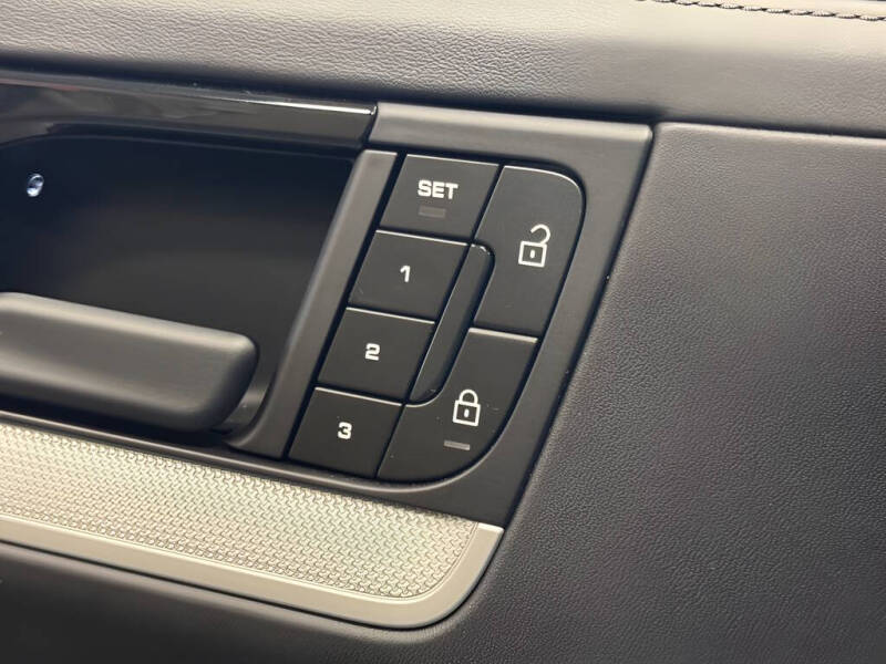 2024 Porsche Cayenne S