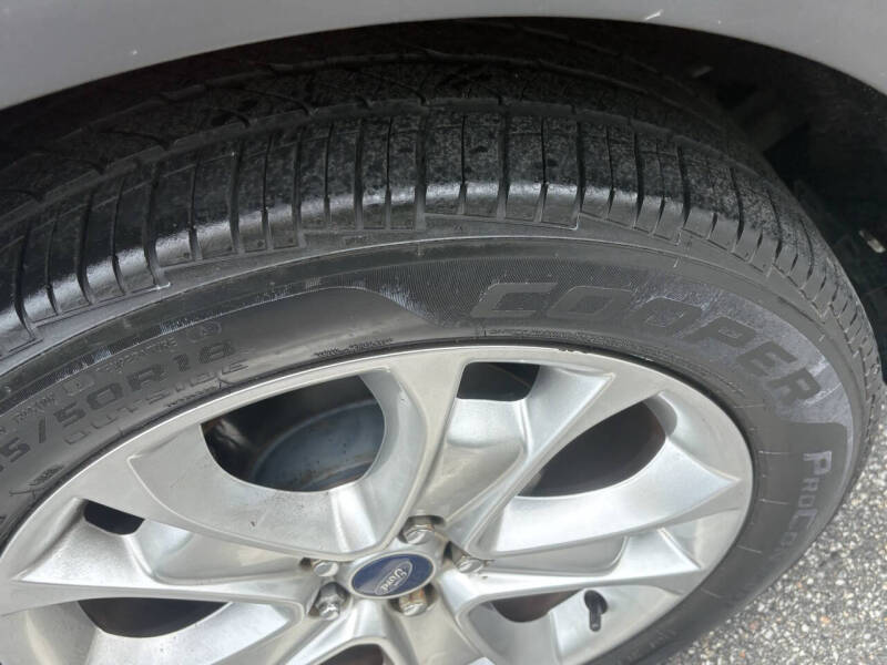 2014 Ford Escape Titanium - Photo 9