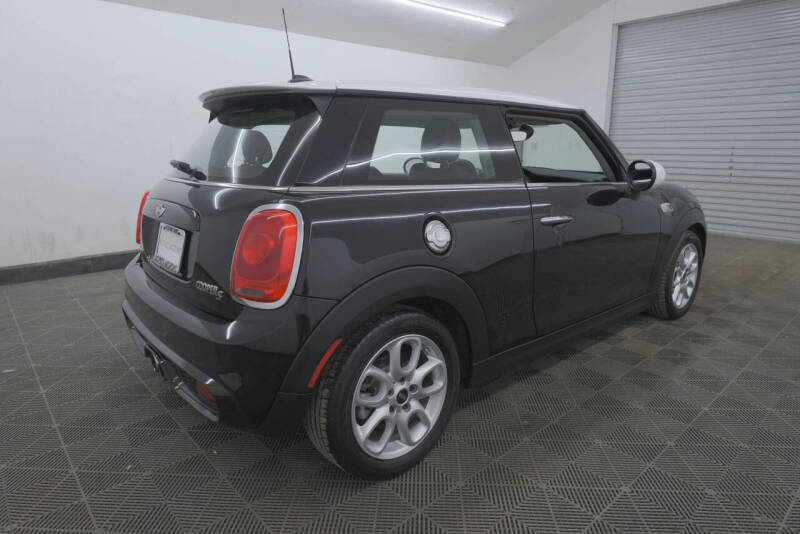 2016 MINI Hardtop 2 Door Cooper S