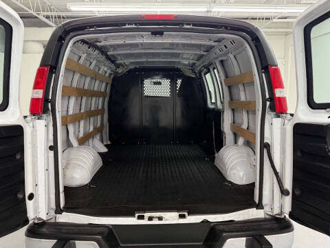 2021 Chevrolet Express 2500