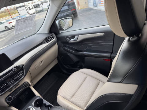 2022 Ford Escape Hybrid SEL