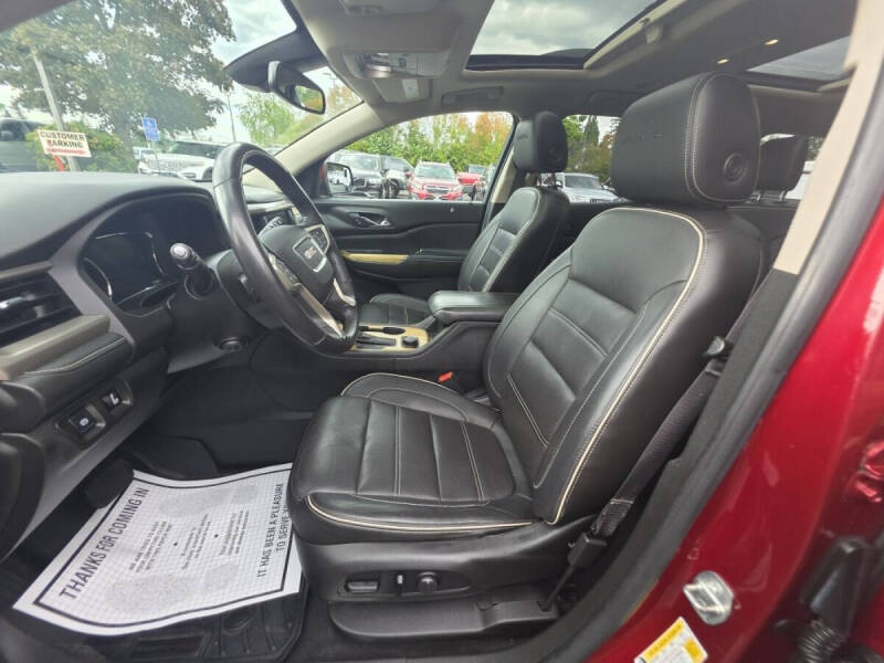 2017 GMC Acadia Denali