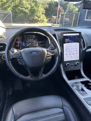 2022 Ford Edge SEL