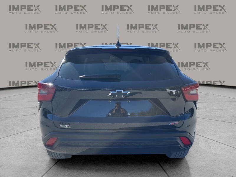 2024 Chevrolet Trax RS