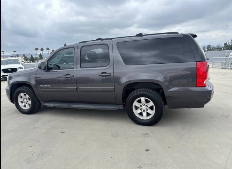 2011 GMC Yukon XL SLT