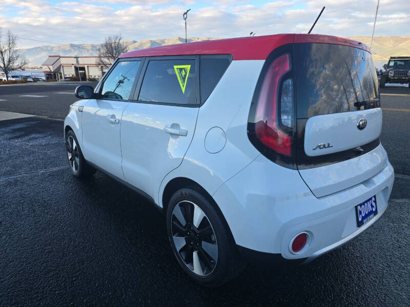 2018 Kia Soul +
