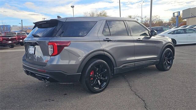 2022 Ford Explorer ST