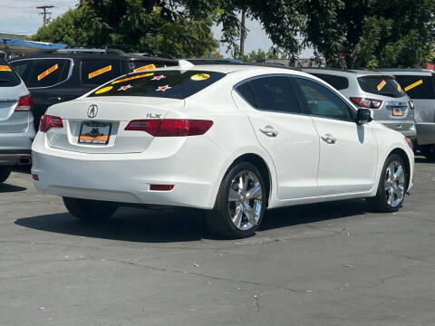 2014 Acura ILX 2.0L w/Tech