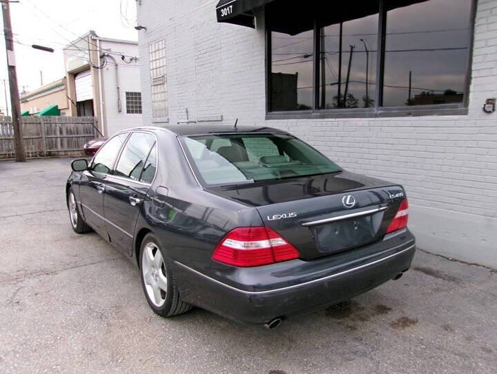 2005 Lexus LS 430