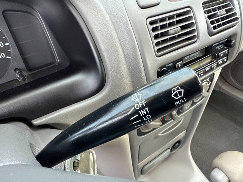 2000 Toyota Corolla CE